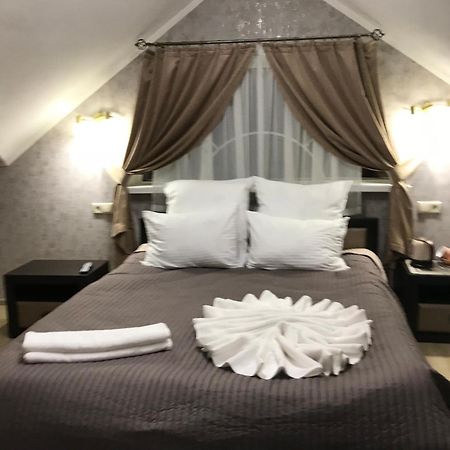 פולטבה Centralnyi Hotel מראה חיצוני תמונה